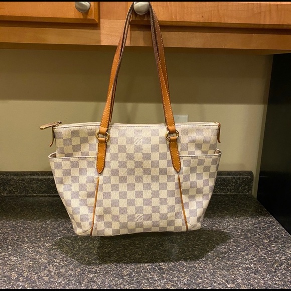 Louis Vuitton Totally PM Damier Azur - Picture 3 of 12